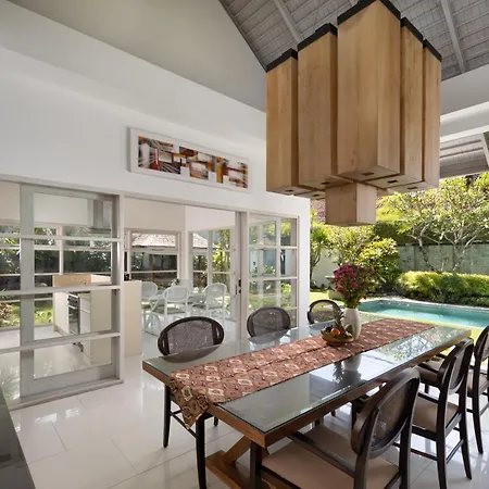 2Br Private Villa Seminyak, Villa Kiran One